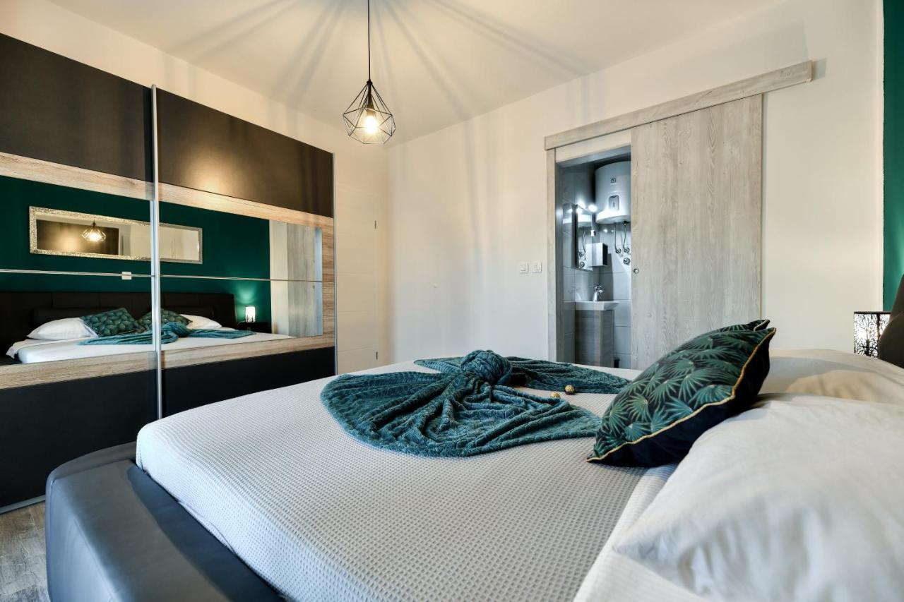 Luxurious Villa Natali Pridraga Exterior photo