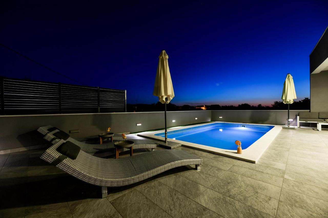 Luxurious Villa Natali Pridraga Exterior photo